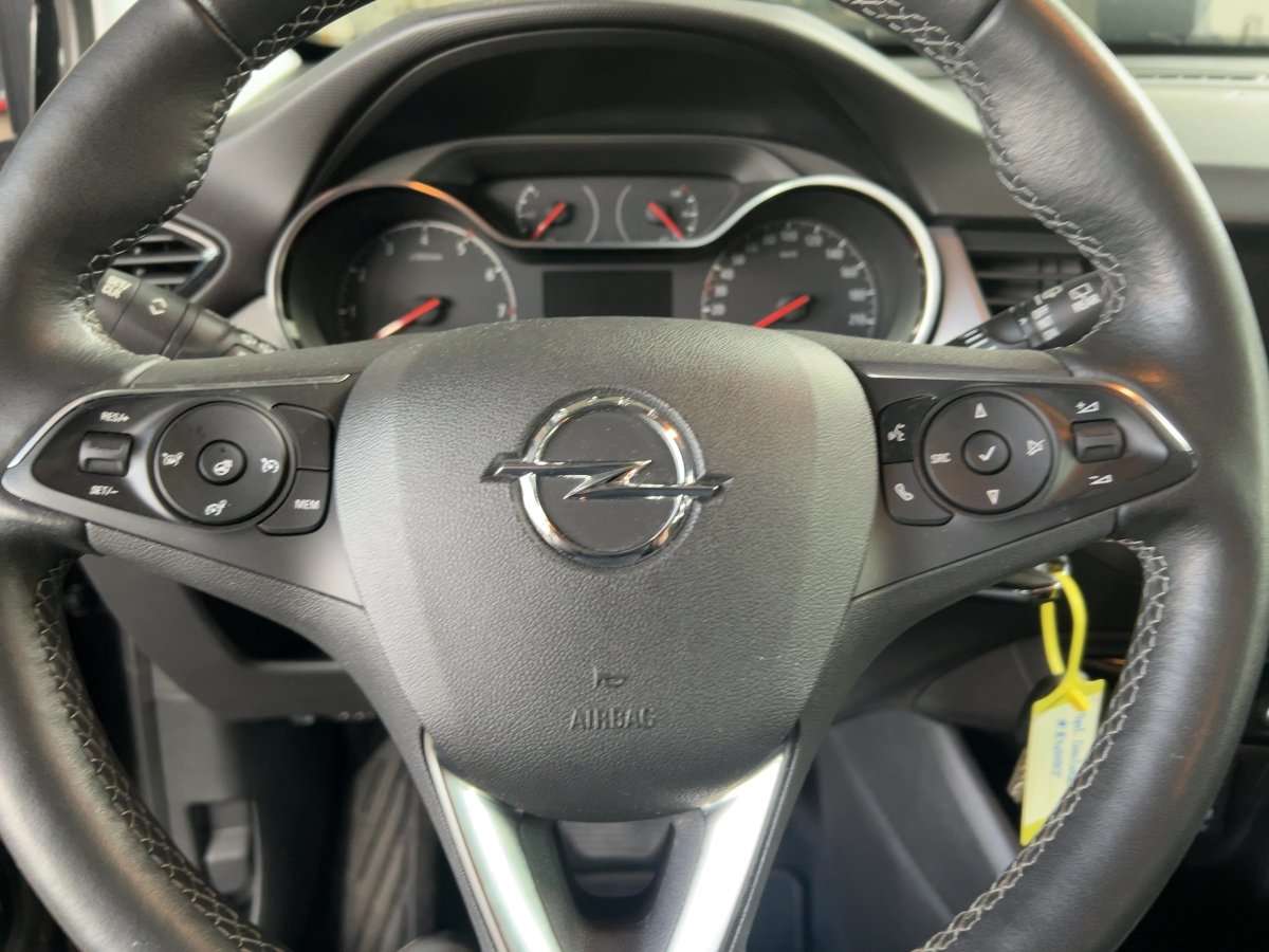 Fahrzeugbild eines Opel Crossland X