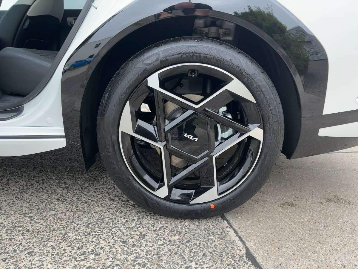 Fahrzeugbild eines Kia EV4