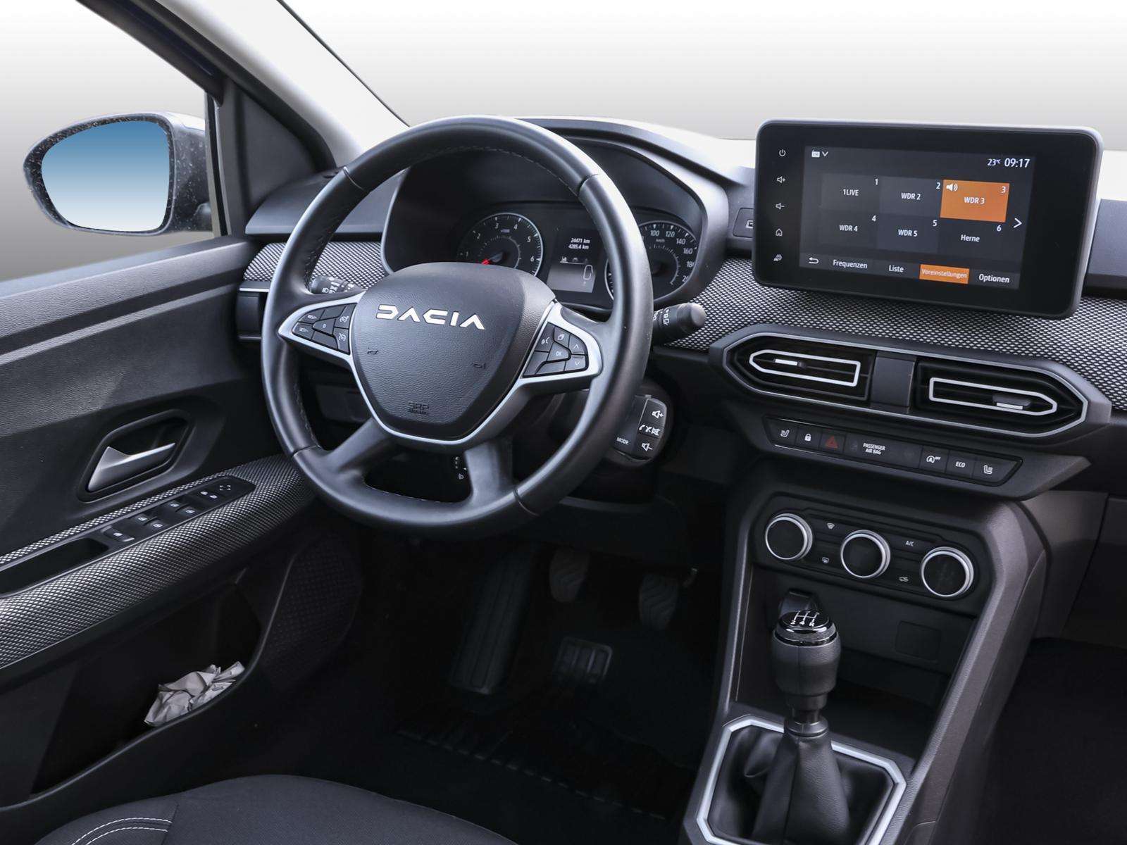 Fahrzeugbild eines Dacia Sandero