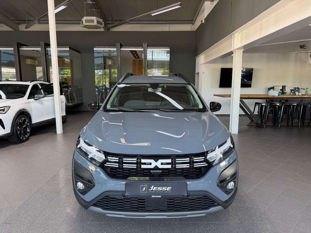 Fahrzeugbild eines Dacia Jogger