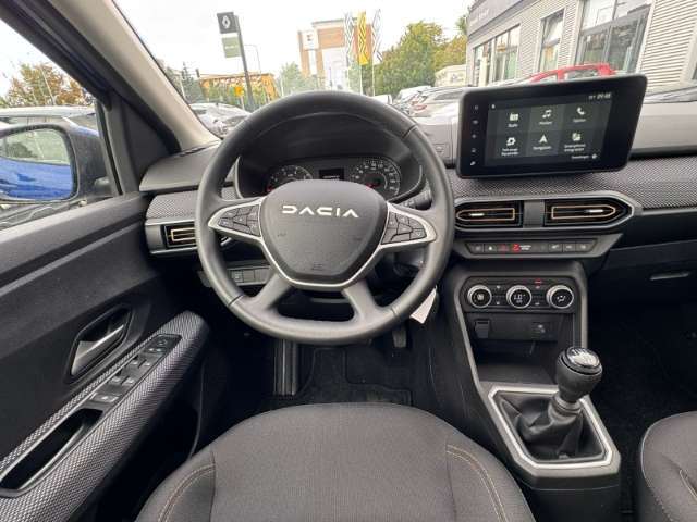Fahrzeugbild eines Dacia Sandero
