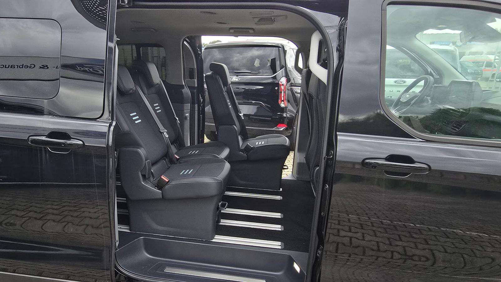 Fahrzeugbild eines Ford Tourneo Custom