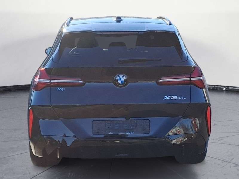 Fahrzeugbild eines BMW X3