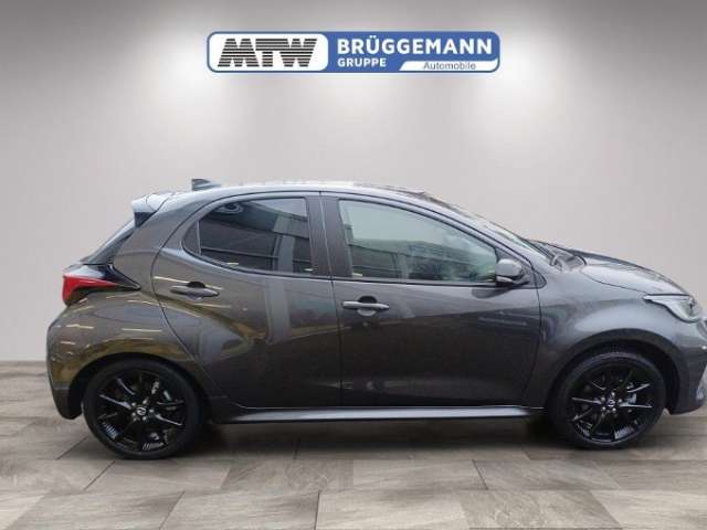 Fahrzeugbild eines Mazda Mazda2 Hybrid