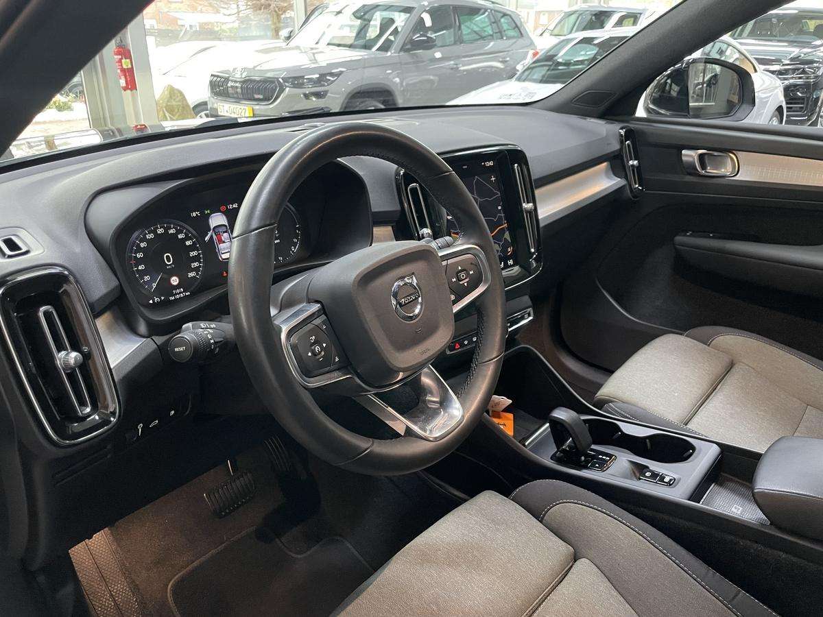 Fahrzeugbild eines Volvo XC40