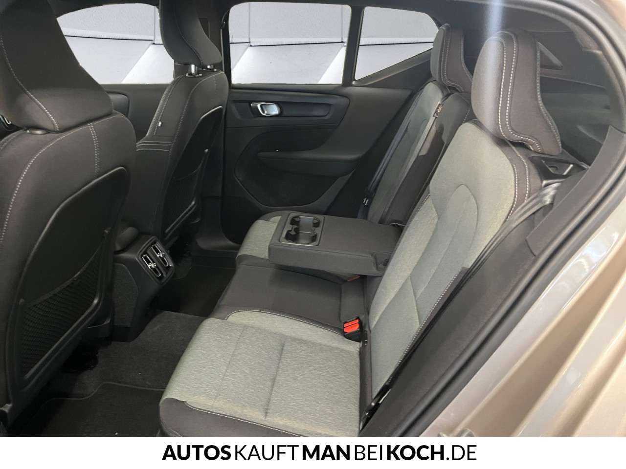 Fahrzeugbild eines Volvo XC40