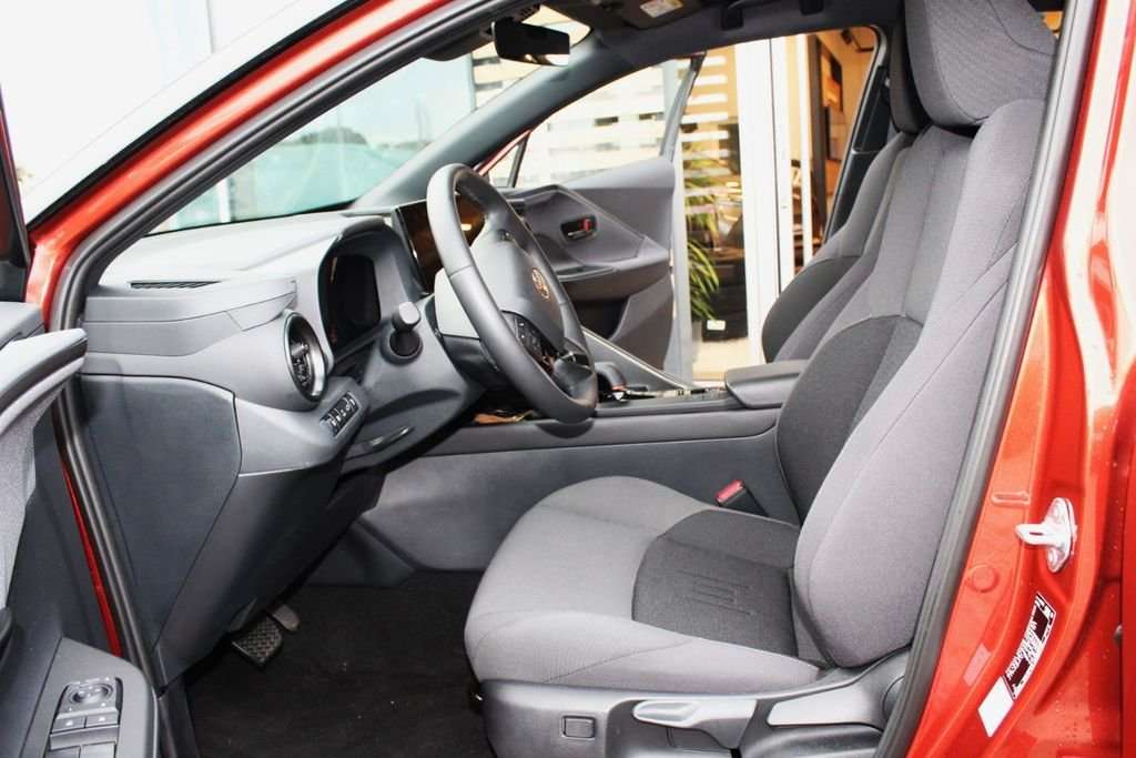 Fahrzeugbild eines Toyota C-HR