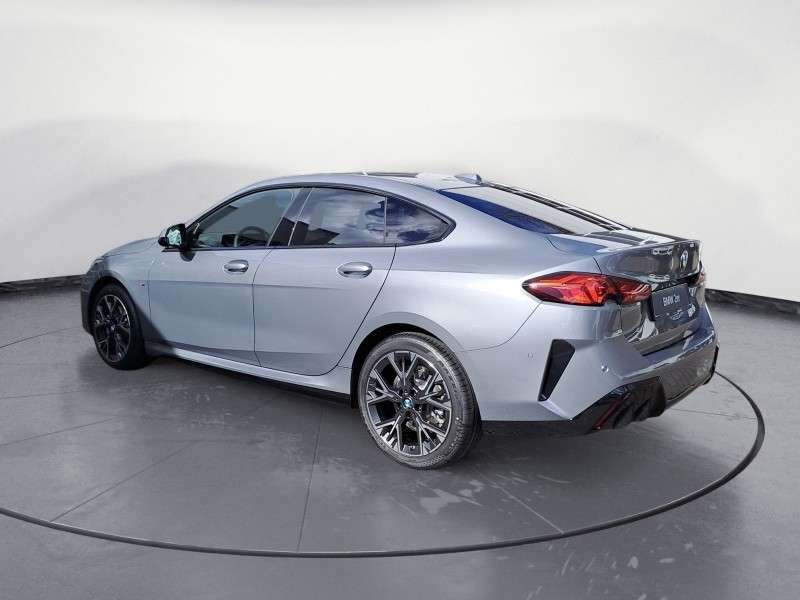 Fahrzeugbild eines BMW 2er-Reihe