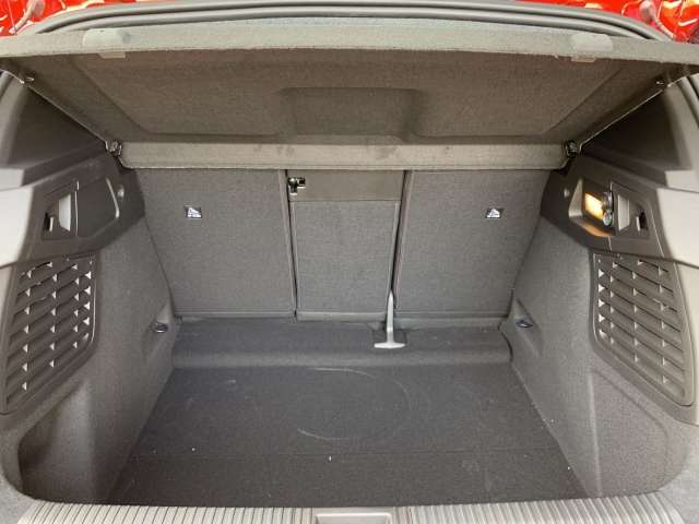 Fahrzeugbild eines Renault Scenic E-TECH