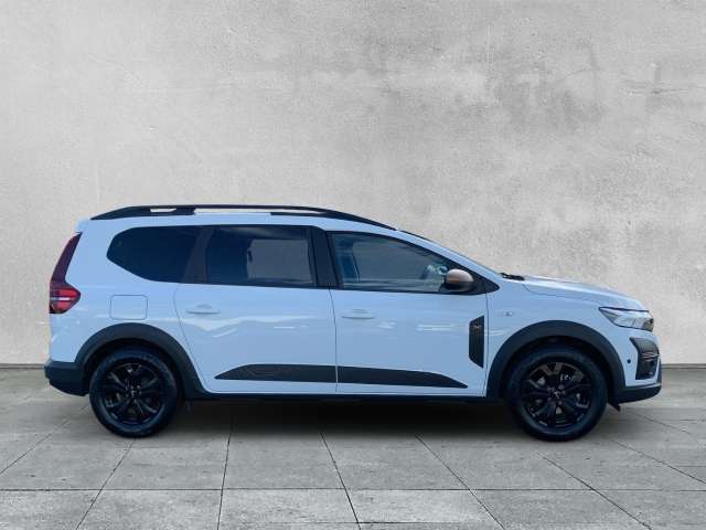 Fahrzeugbild eines Dacia Jogger