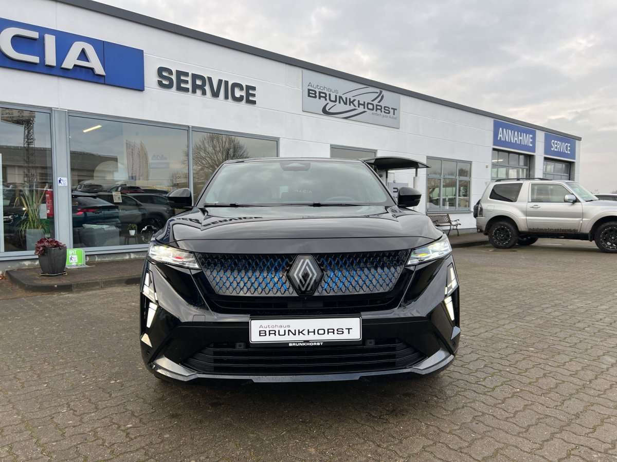 Fahrzeugbild eines Renault Rafale