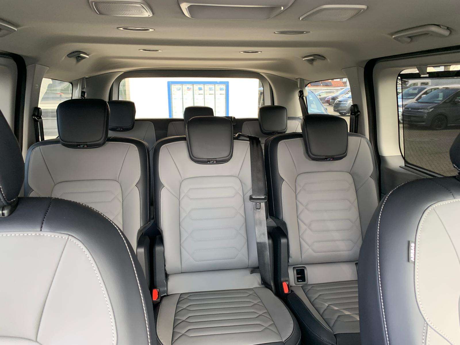 Fahrzeugbild eines Volkswagen Caravelle