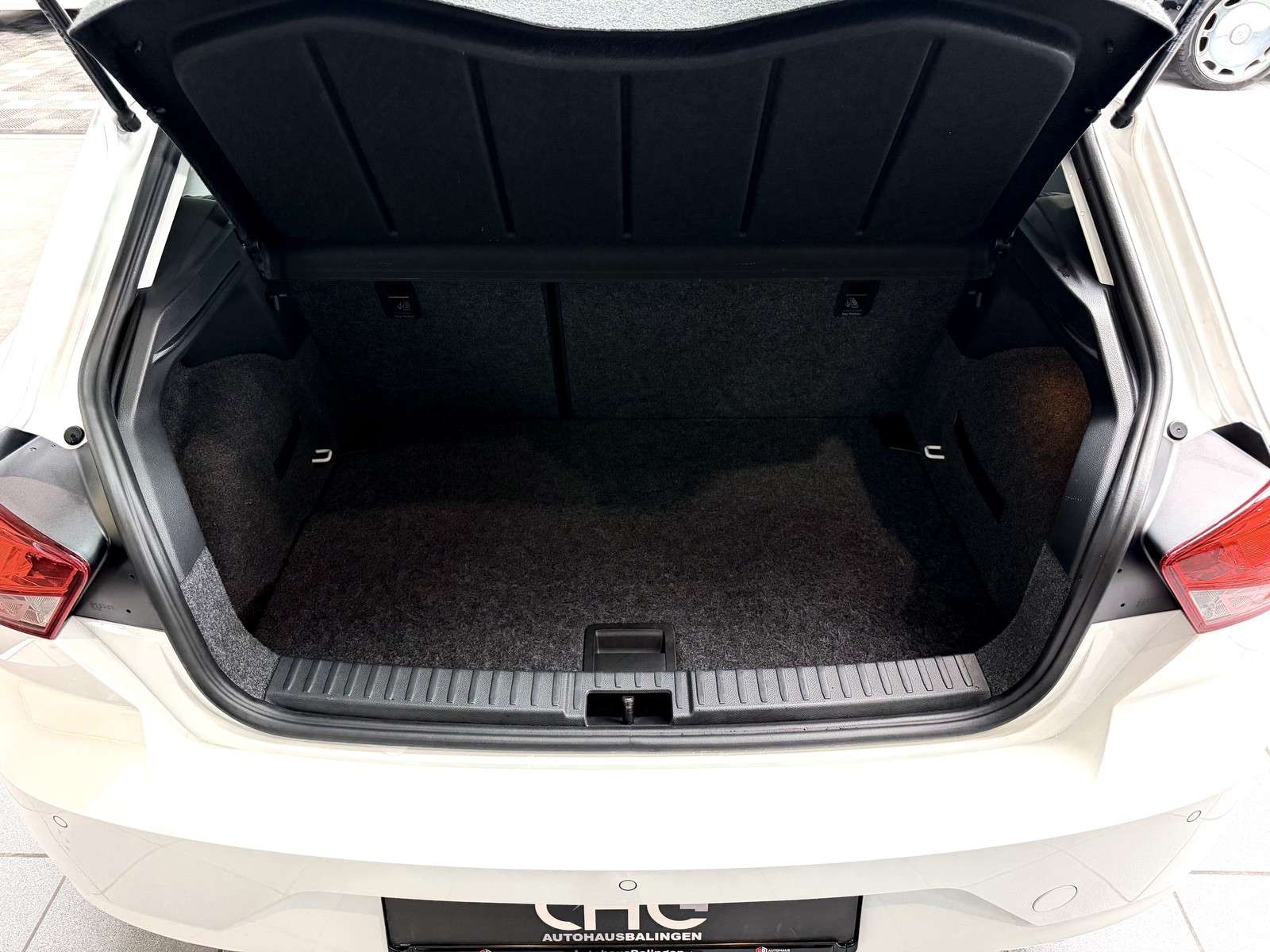 Fahrzeugbild eines SEAT Ibiza