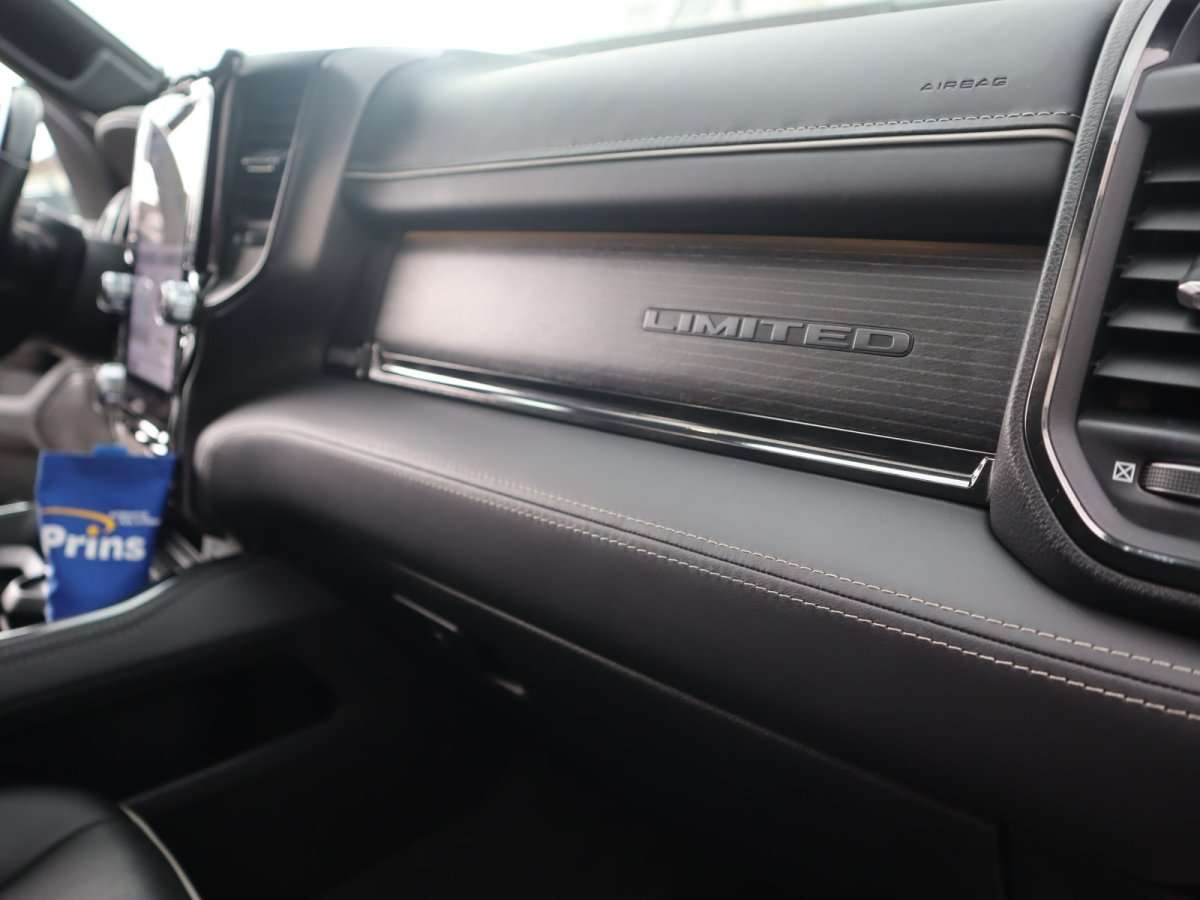 Fahrzeugbild eines Dodge RAM