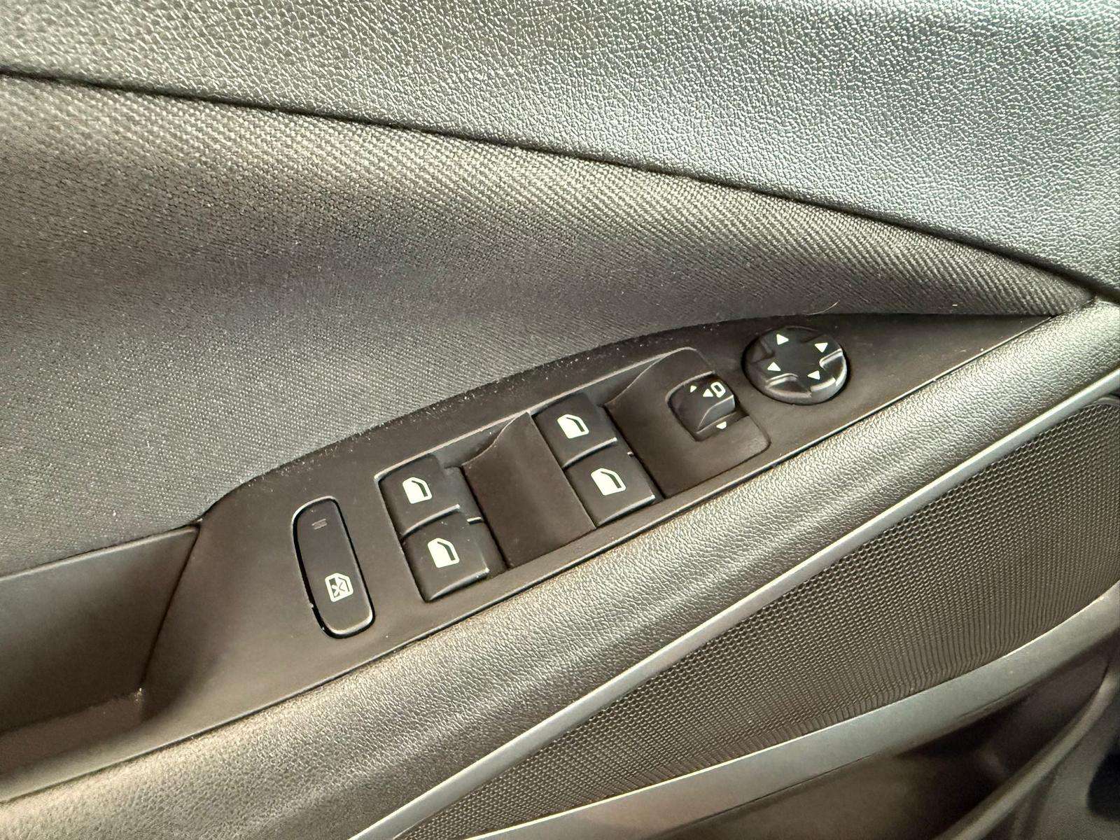 Fahrzeugbild eines Opel Crossland X