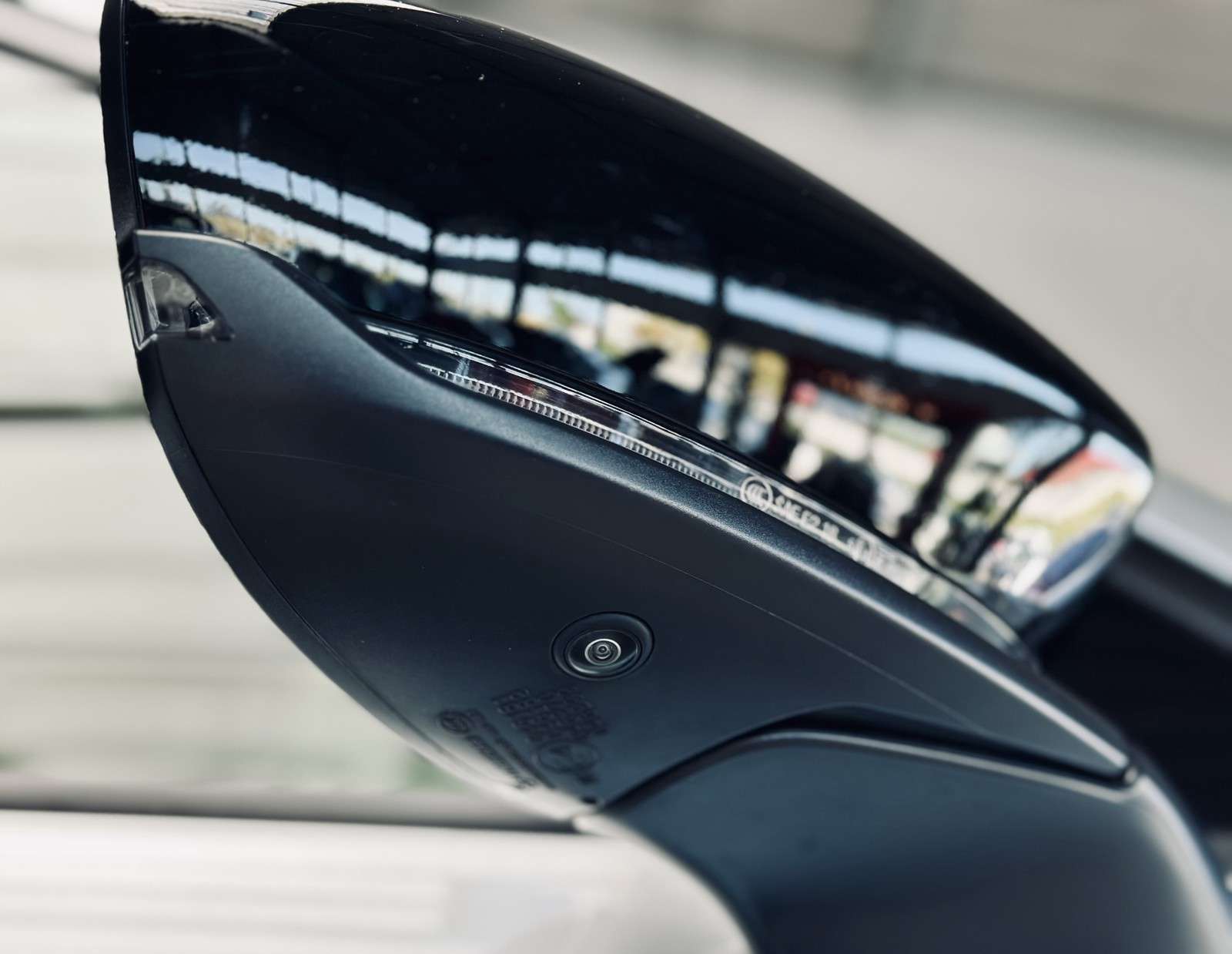 Fahrzeugbild eines Mazda CX-60