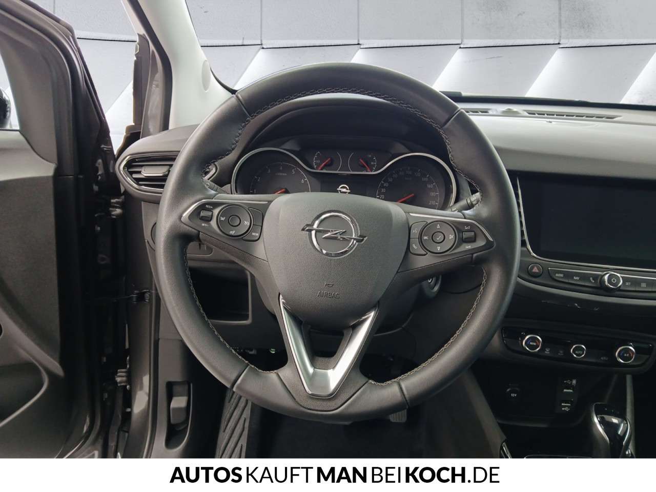 Fahrzeugbild eines Opel Crossland X