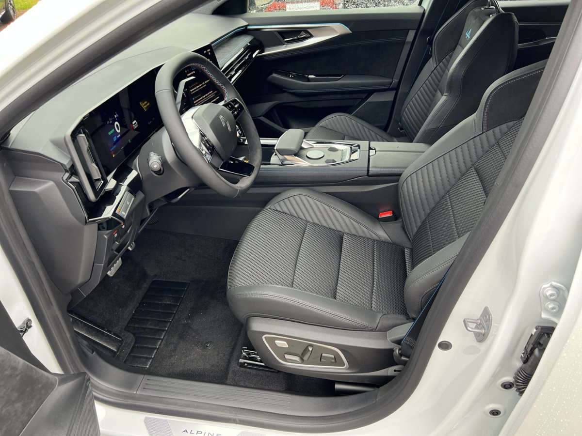 Fahrzeugbild eines Renault Espace