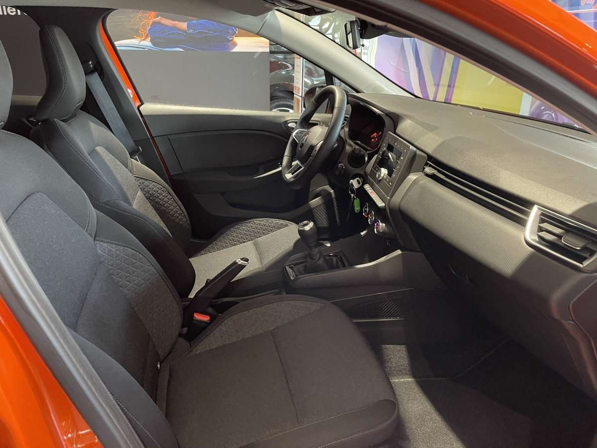 Fahrzeugbild eines Renault Clio