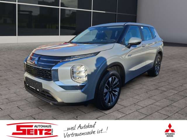 Fahrzeugbild eines Mitsubishi Outlander