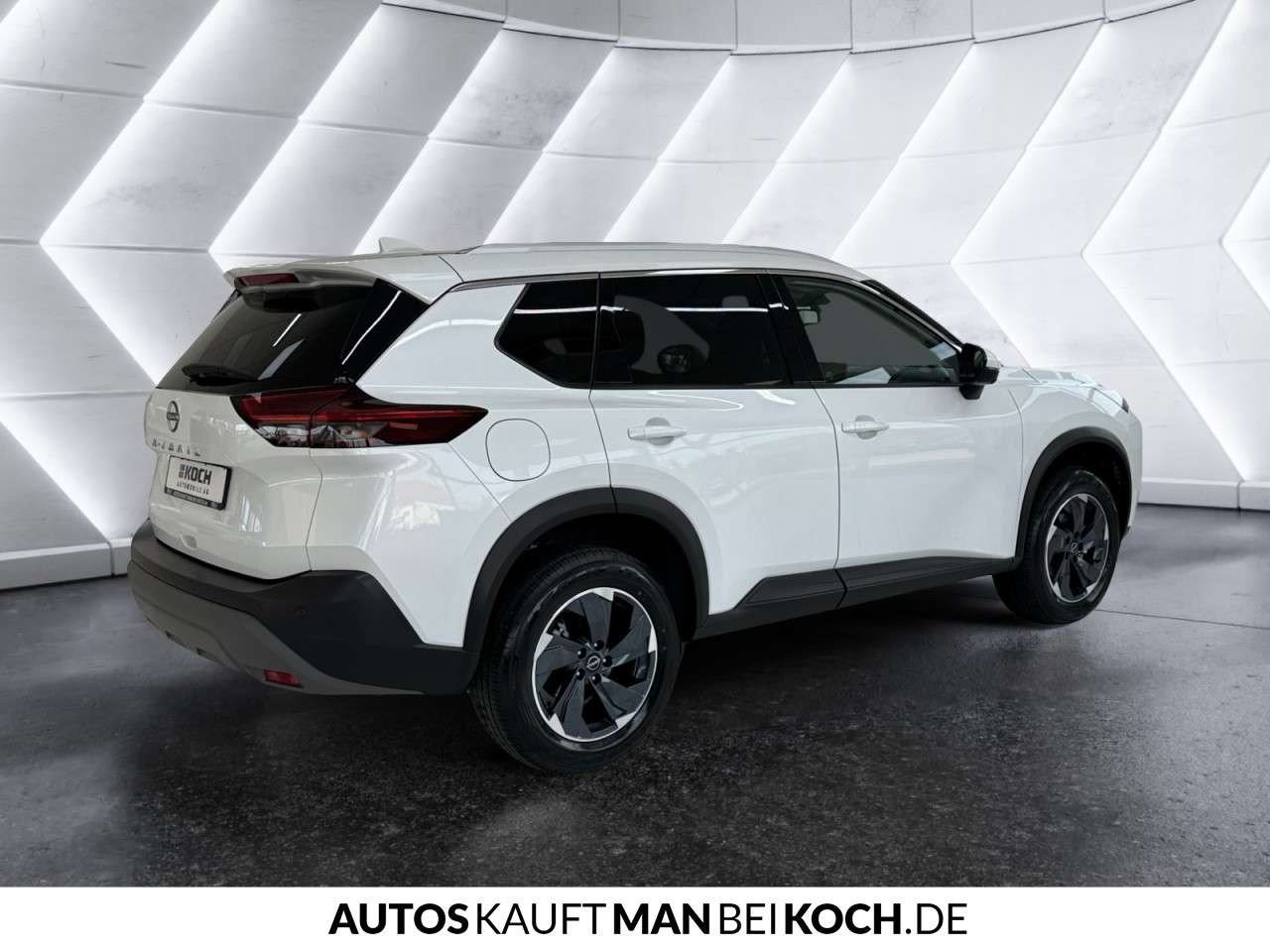 Fahrzeugbild eines Nissan X-TRAIL
