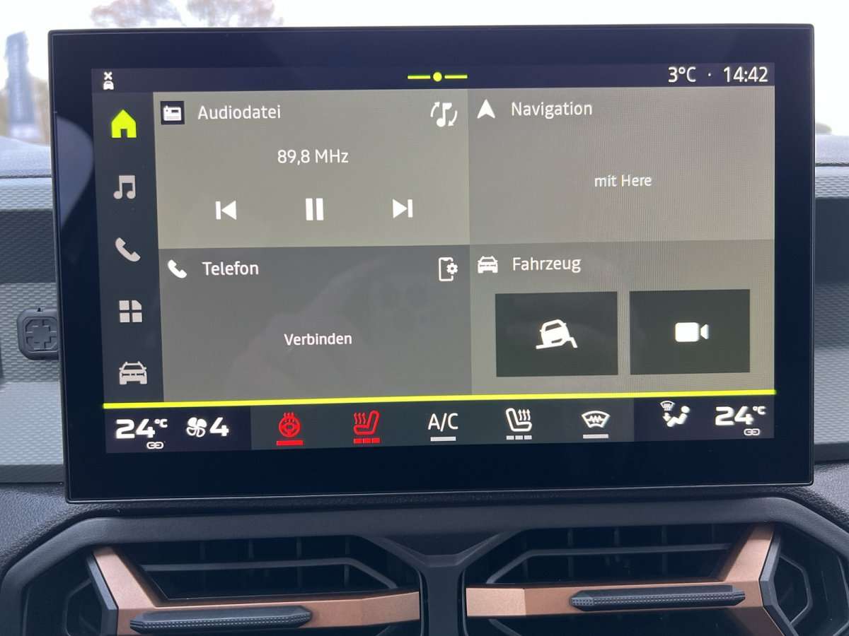 Fahrzeugbild eines Dacia Bigster