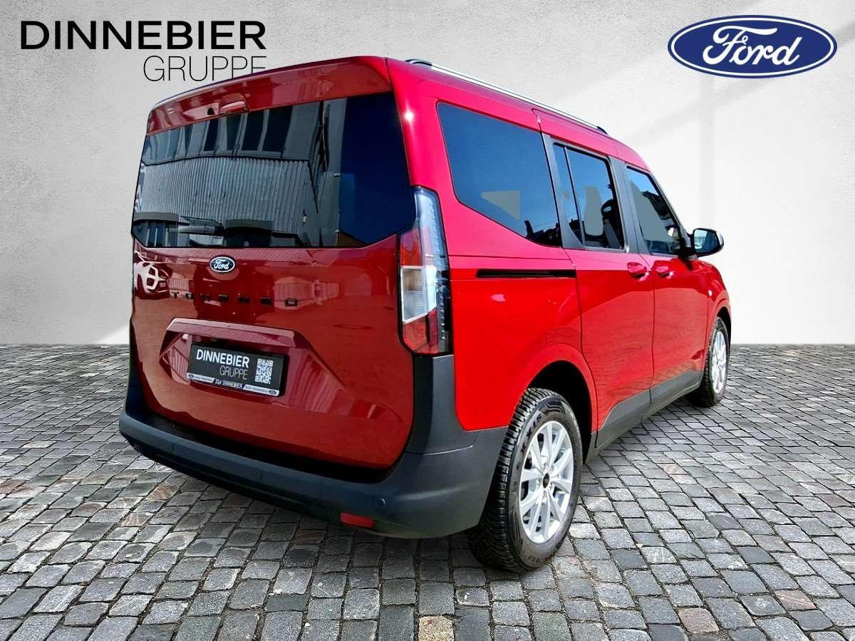 Fahrzeugbild eines Ford Tourneo Courier