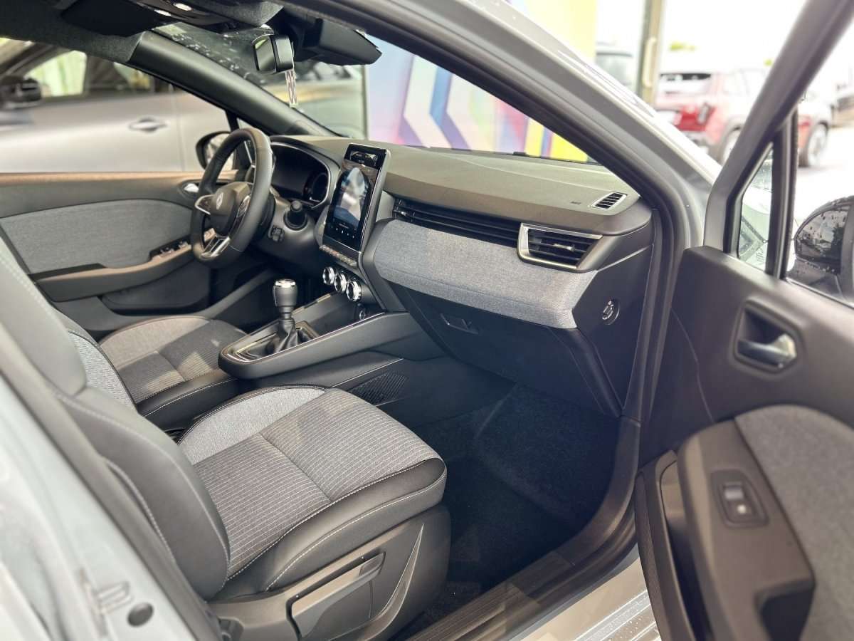 Fahrzeugbild eines Renault Clio