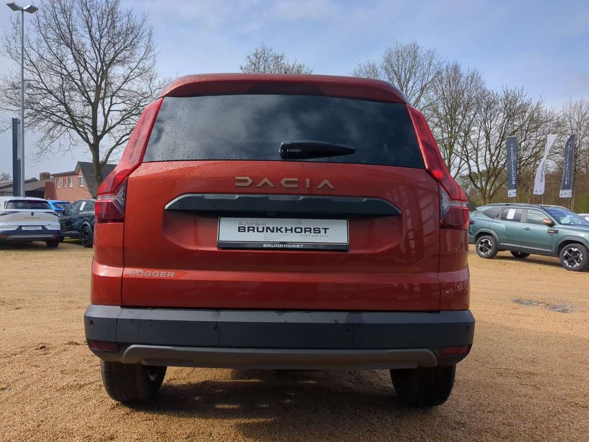 Fahrzeugbild eines Dacia Jogger