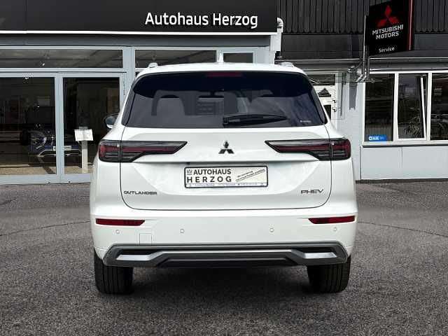 Fahrzeugbild eines Mitsubishi Outlander