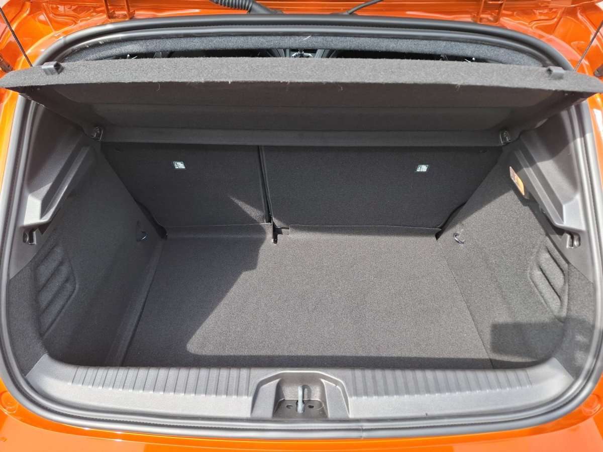 Fahrzeugbild eines Renault Clio