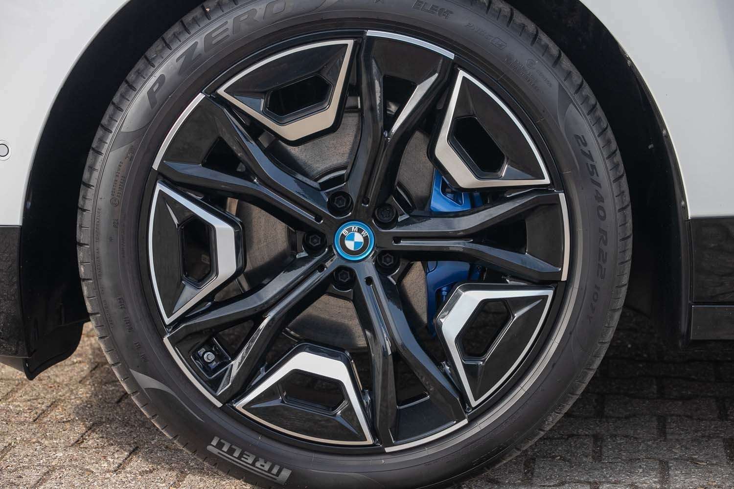 Fahrzeugbild eines BMW iX