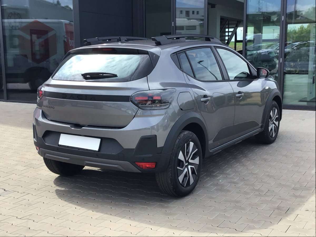 Fahrzeugbild eines Dacia Sandero
