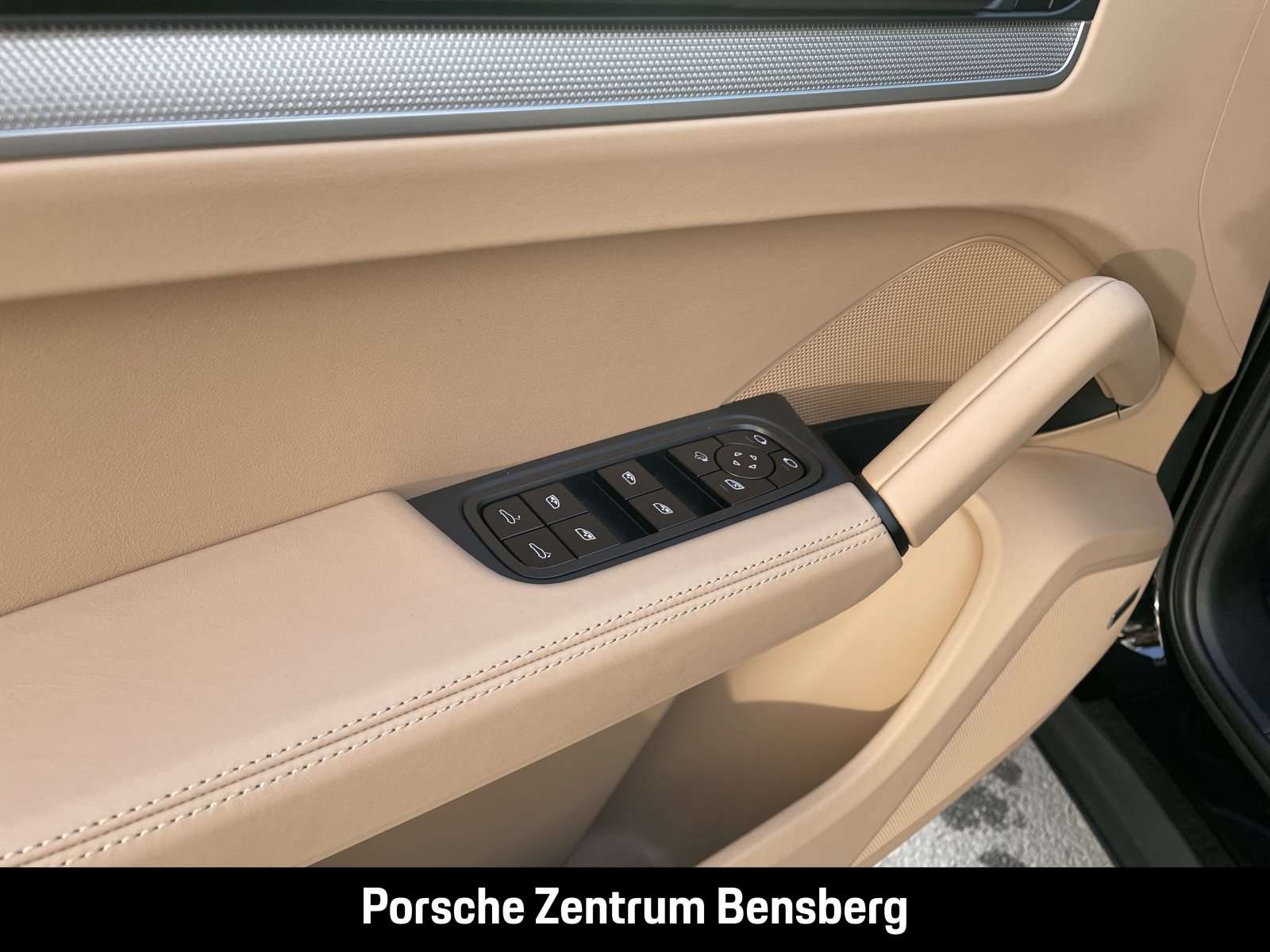 Fahrzeugbild eines Porsche Cayenne