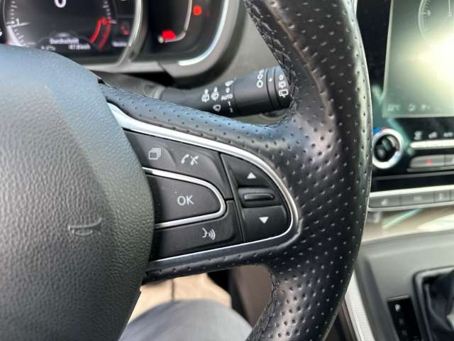 Fahrzeugbild eines Renault Grand Scénic