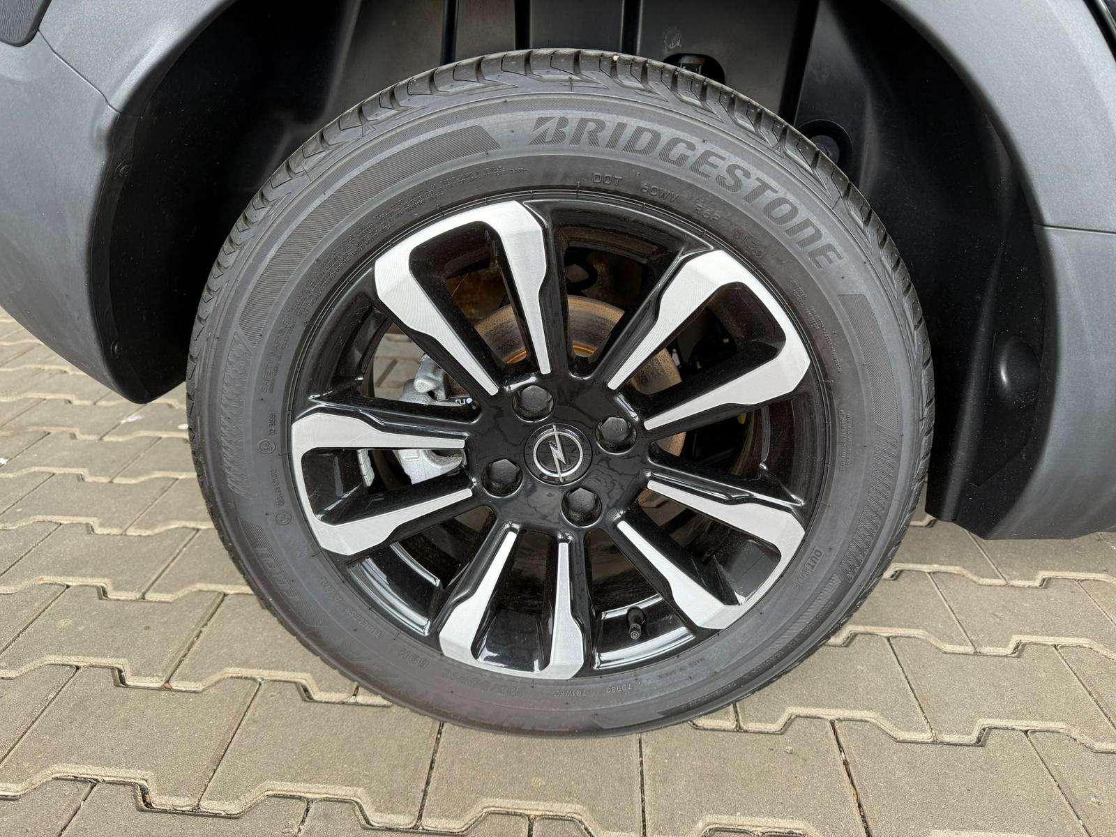 Fahrzeugbild eines Opel Crossland X