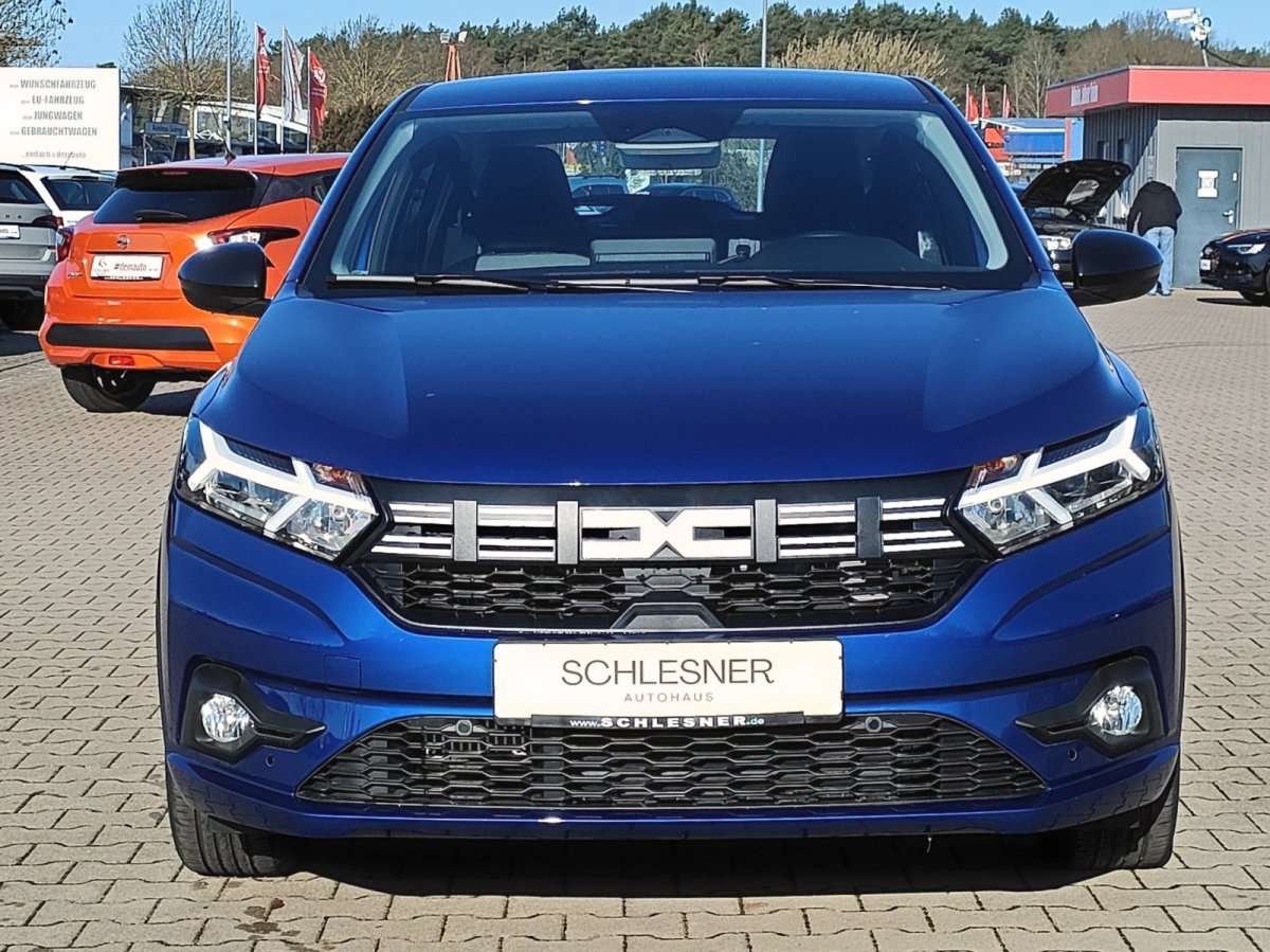 Fahrzeugbild eines Dacia Sandero