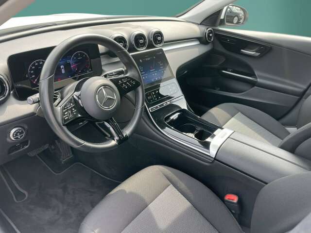 Fahrzeugbild eines Mercedes-Benz C-Klasse