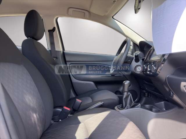 Fahrzeugbild eines Mitsubishi Space Star