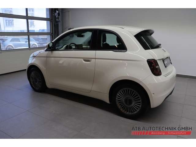 Fahrzeugbild eines Fiat 500