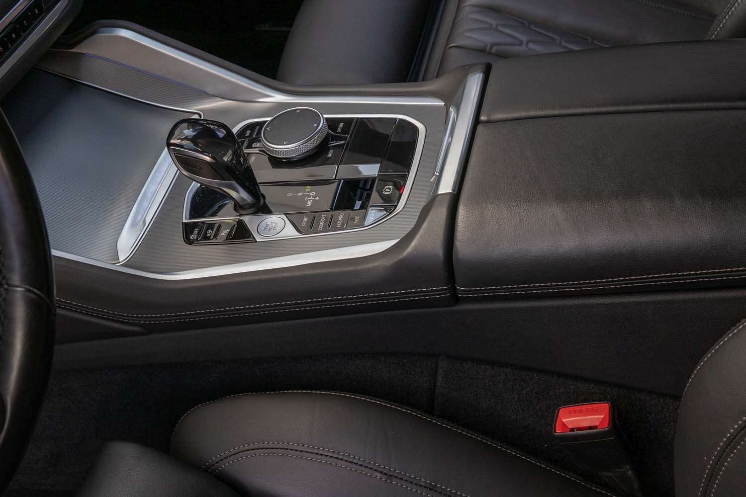 Fahrzeugbild eines BMW X6