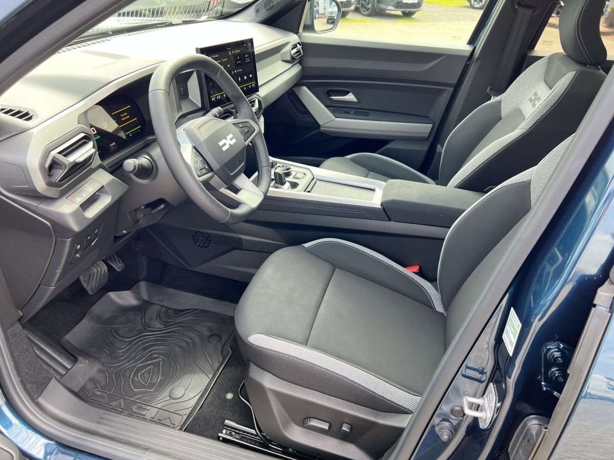 Fahrzeugbild eines Dacia Bigster