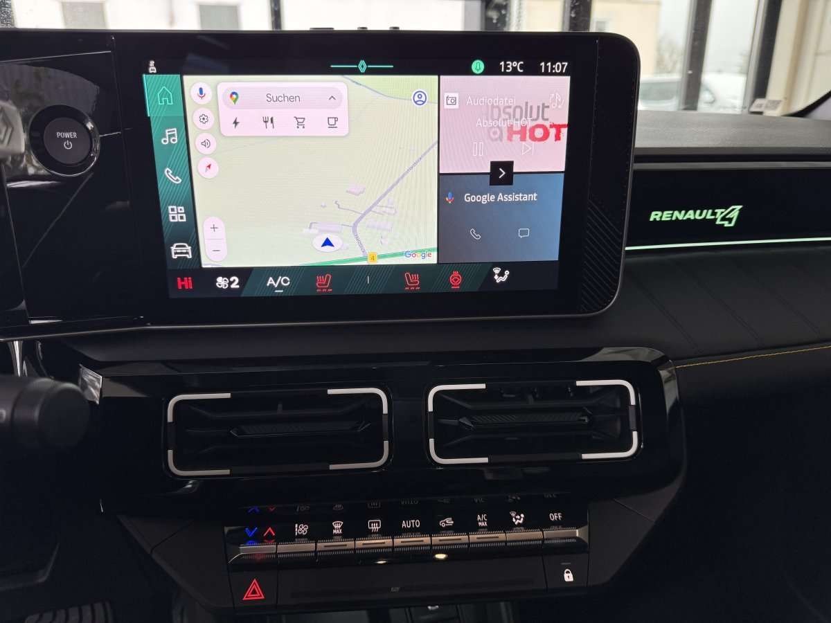 Fahrzeugbild eines Renault 4 E-TECH