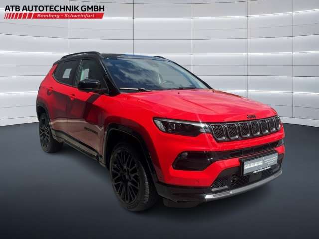 Fahrzeugbild eines Jeep Compass