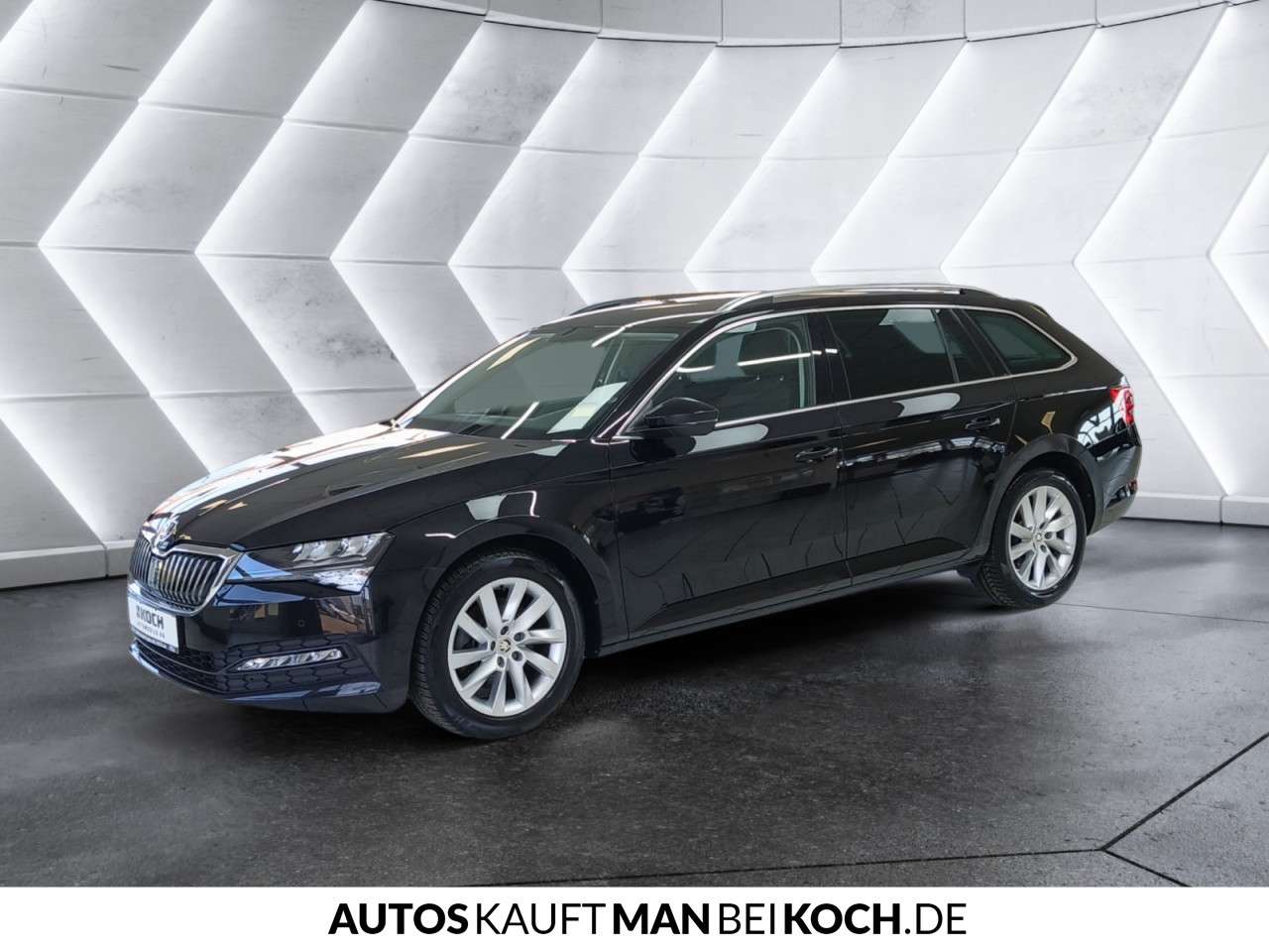 Fahrzeugbild eines Skoda Superb