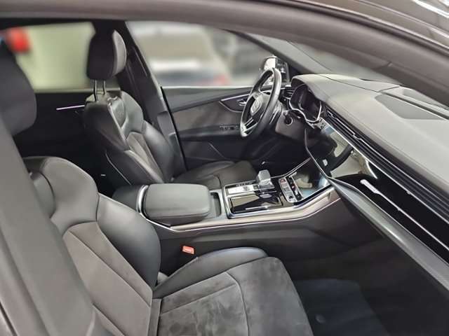 Fahrzeugbild eines Audi RS Q8