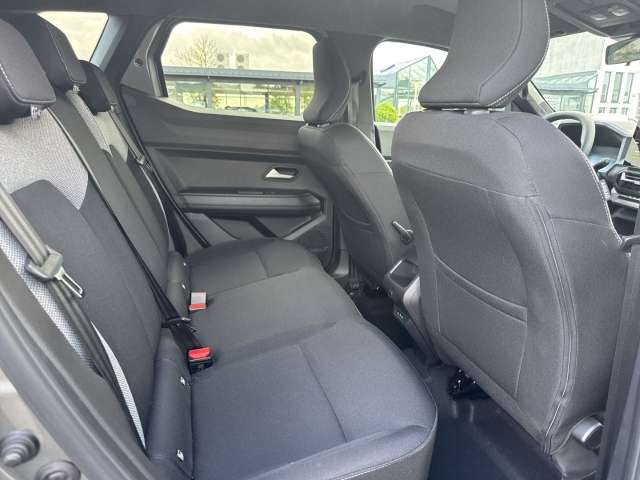 Fahrzeugbild eines Dacia Duster