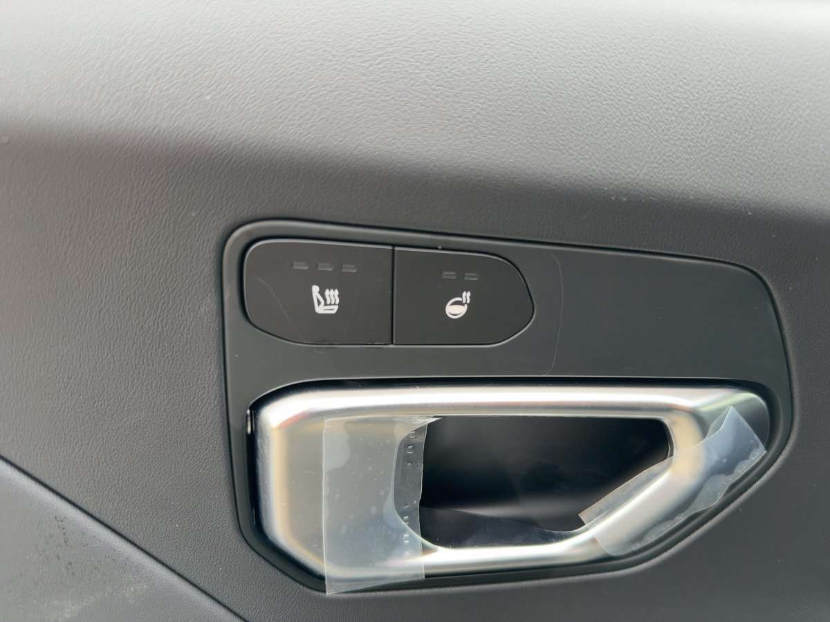 Fahrzeugbild eines Kia K4