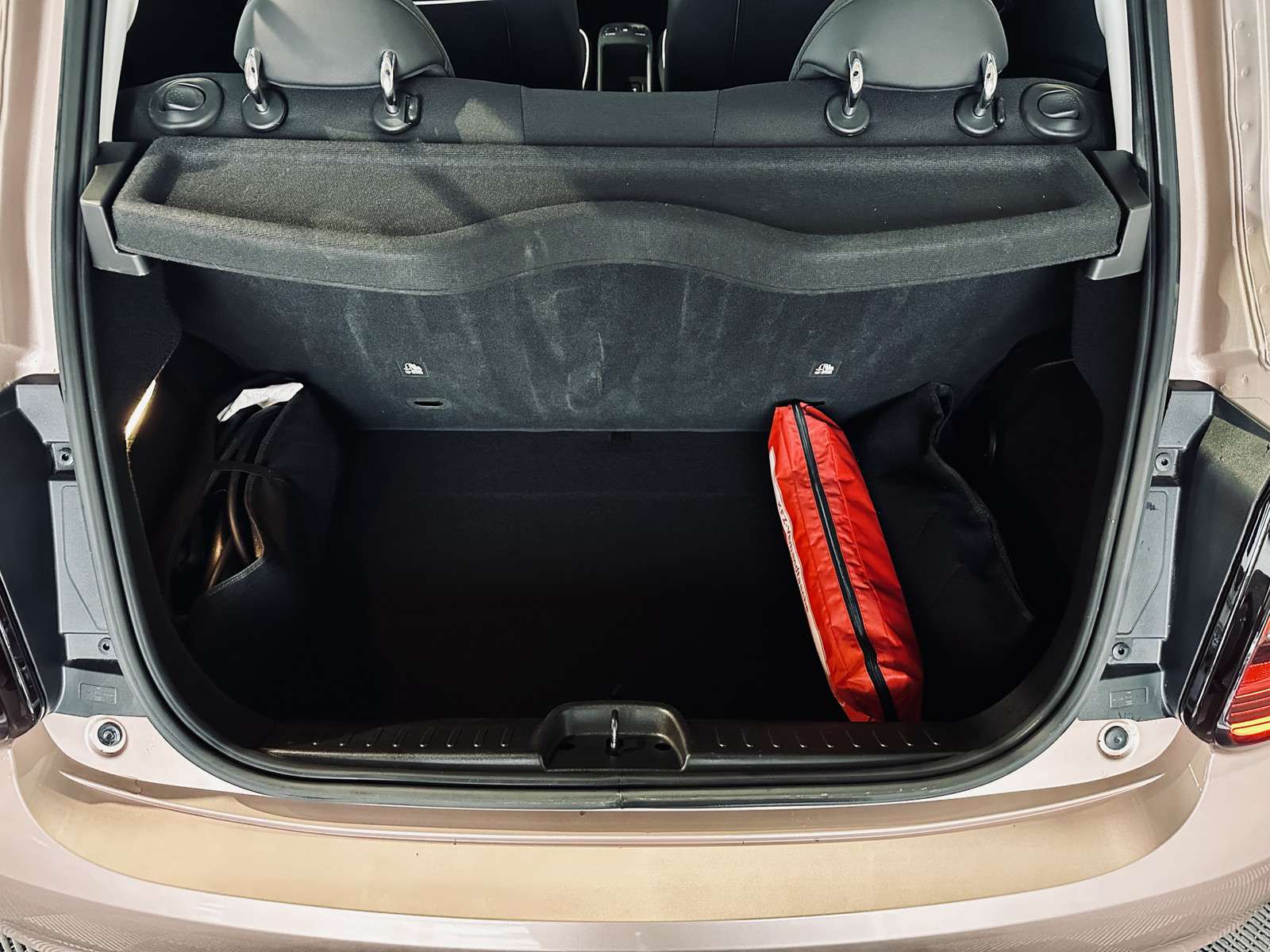 Fahrzeugbild eines Fiat 500
