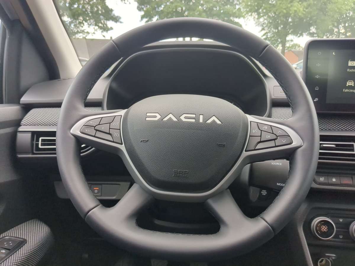 Fahrzeugbild eines Dacia Sandero